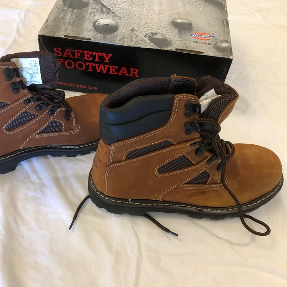 Men’s Dickies leather waterproof/steel-toed work boots (sz 9.5 U.S / 43.5 Euro) - Picture 1 of 5